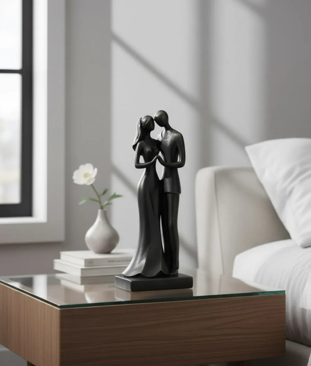 Elegant Couple Figurine – A Perfect Symbol of Love for Home Decor